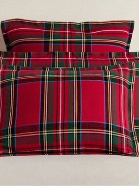Set of 2 Pottery Barn Stewart Plaid King Pillow Shams – NWOT